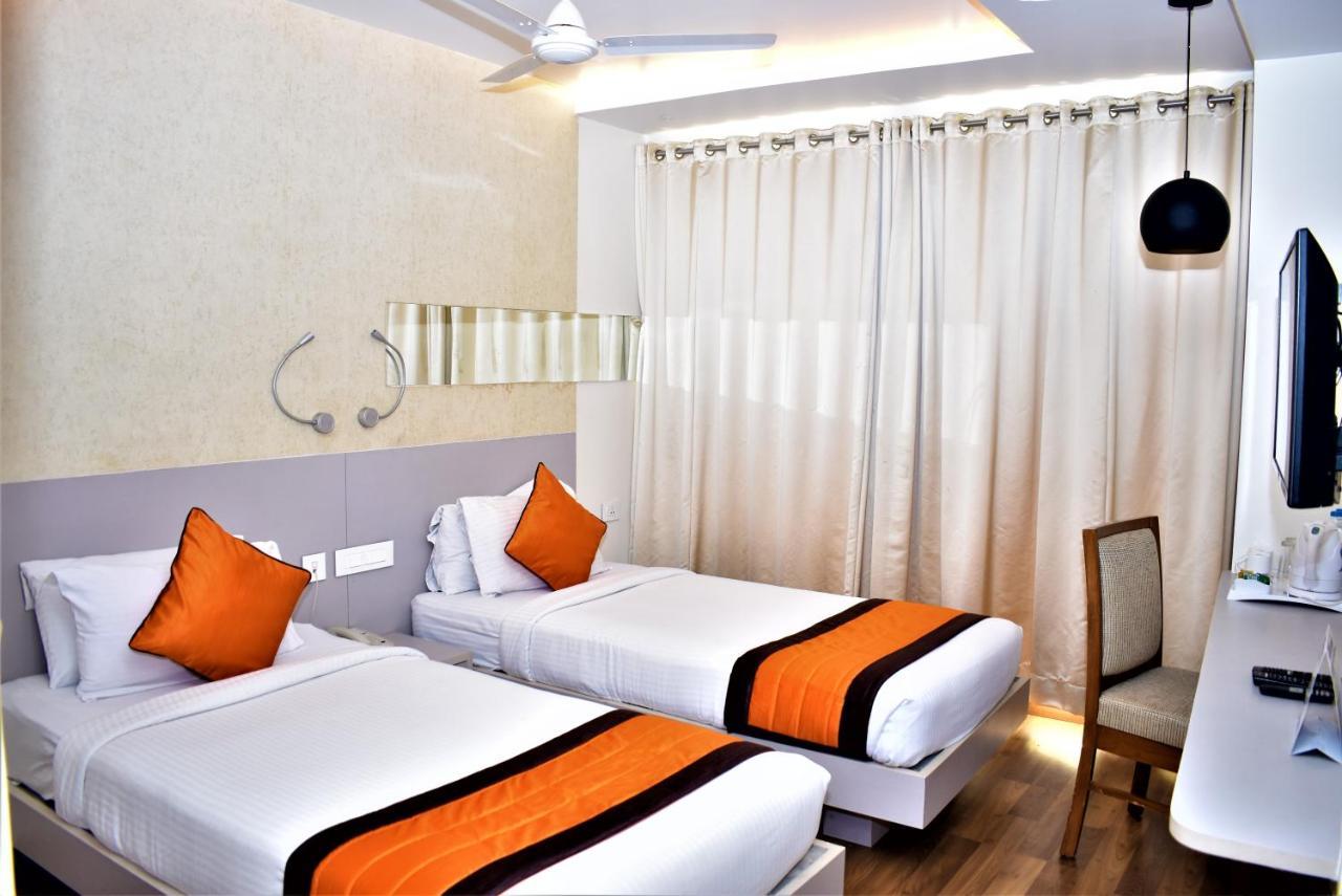 Hotel Vivana Visakhapatnam Exterior photo